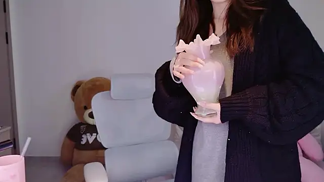 Snapshot of yangyang-1115 chatting on March 2026 06:02:01 AM yangyang-1115 online show from March 2026 06:02:01 AM