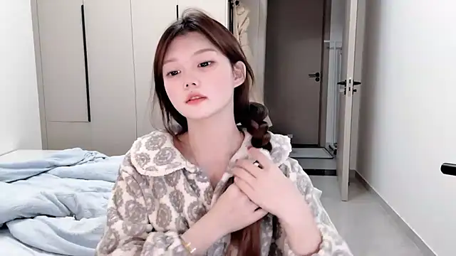 yangyang-1115 online show from October 2025 12:50:02 PM