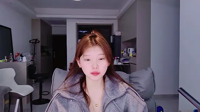 Snapshot of yangyang-1115 chatting on February 2026 01:13:02 PM yangyang-1115 online show from February 2026 01:13:02 PM