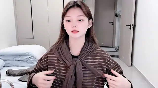 yangyang-1115 online show from November 2025 04:16:02 AM