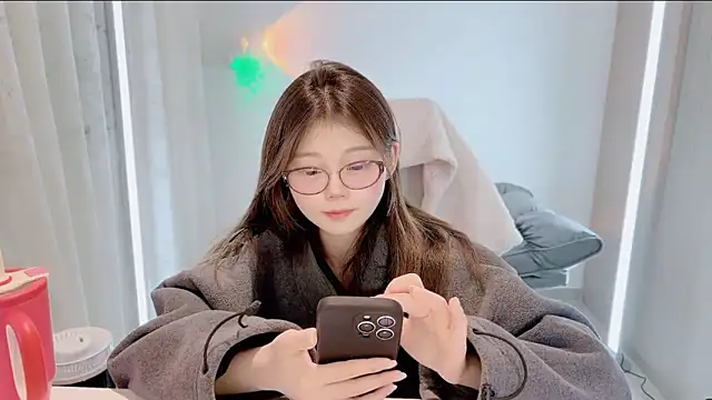 yangyang-1115 online show from November 2025 03:56:01 PM