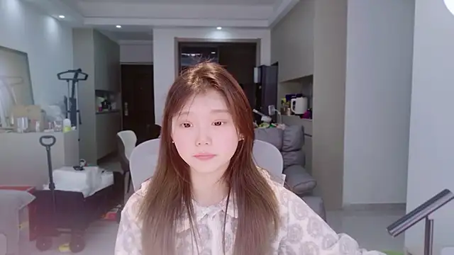 Snapshot of yangyang-1115 chatting on December 2025 02:30:02 PM yangyang-1115 online show from December 2025 02:30:02 PM