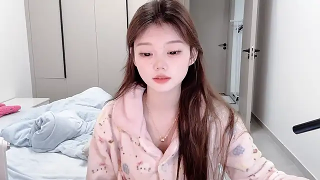 yangyang-1115 online show from October 2025 05:48:01 AM