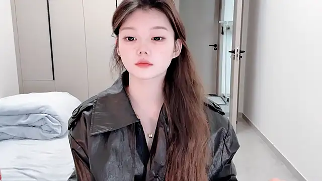 yangyang-1115 online show from November 2025 05:45:01 AM