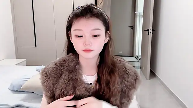 yangyang-1115 online show from October 2025 04:00:01 AM