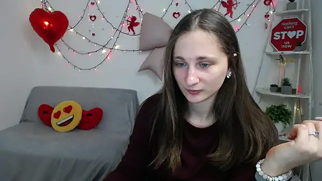 MichelLeee online show from February 2026 12:13:02 PM