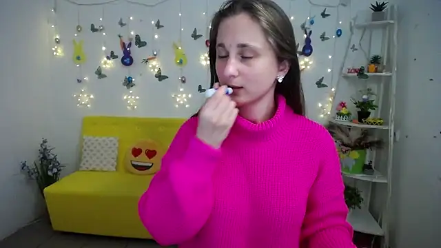 MichelLeee online show from April 2026 11:50:01 AM