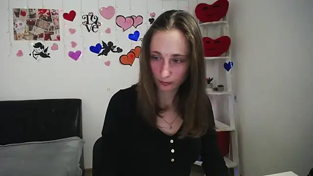 Snapshot of MichelLeee chatting on February 2025 12:12:01 PM MichelLeee online show from February 2025 12:12:01 PM