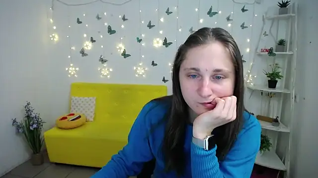 MichelLeee online show from April 2026 11:27:01 AM