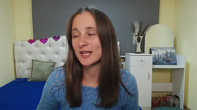 Snapshot of MichelLeee chatting on October 2025 11:22:01 AM MichelLeee online show from October 2025 11:22:01 AM