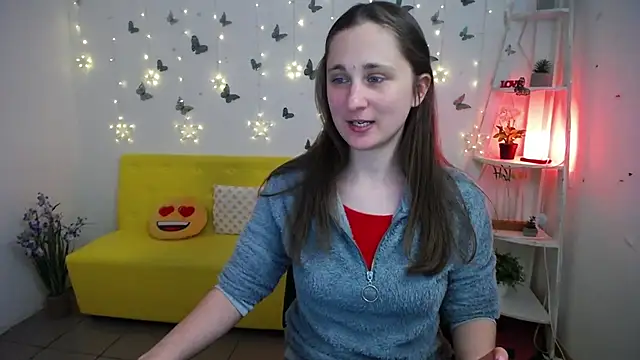 Snapshot of MichelLeee chatting on May 2026 11:24:02 AM MichelLeee online show from May 2026 11:24:02 AM