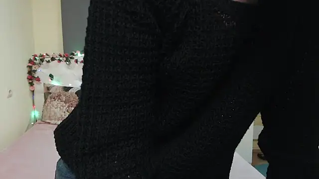 MichelLeee online show from March 2026 12:28:02 PM