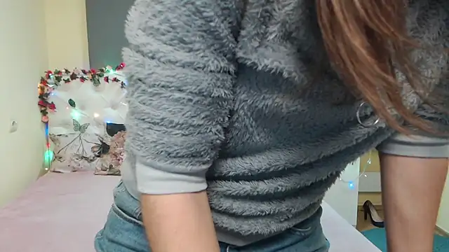 MichelLeee online show from March 2026 12:09:01 PM