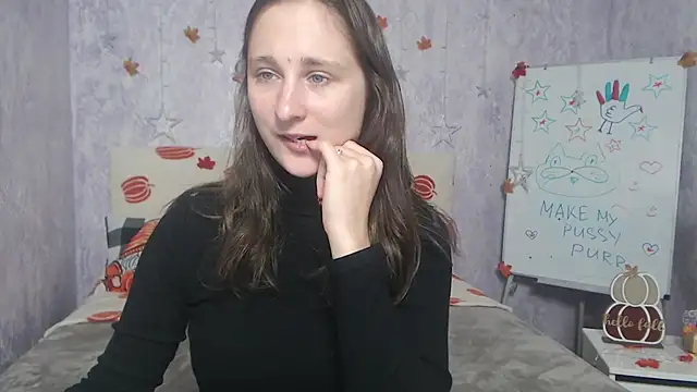 Snapshot of MichelLeee chatting on November 2025 12:17:02 PM MichelLeee online show from November 2025 12:17:02 PM