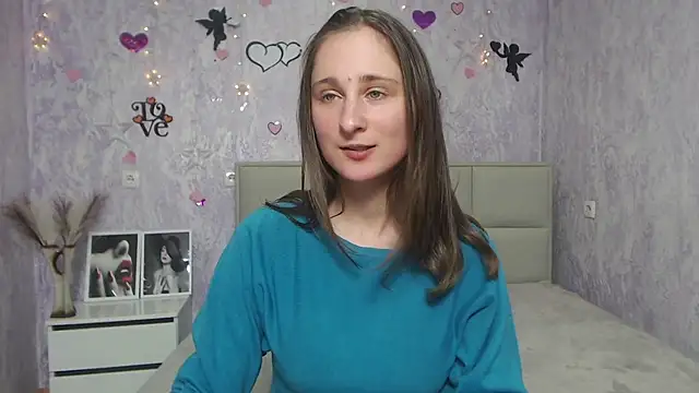 Snapshot of MichelLeee chatting on February 2025 03:14:01 PM MichelLeee online show from February 2025 03:14:01 PM