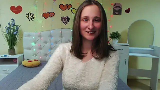 Snapshot of MichelLeee chatting on February 2025 03:09:01 PM MichelLeee online show from February 2025 03:09:01 PM