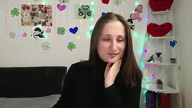 Snapshot of MichelLeee chatting on March 2025 12:06:02 PM MichelLeee online show from March 2025 12:06:02 PM