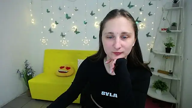 MichelLeee online show from March 2026 12:42:01 PM