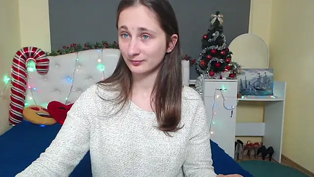 MichelLeee online show from December 2025 12:19:02 PM