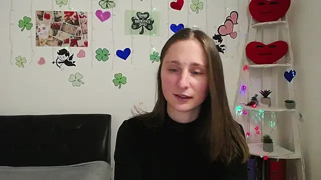 Snapshot of MichelLeee chatting on March 2025 03:12:01 PM MichelLeee online show from March 2025 03:12:01 PM