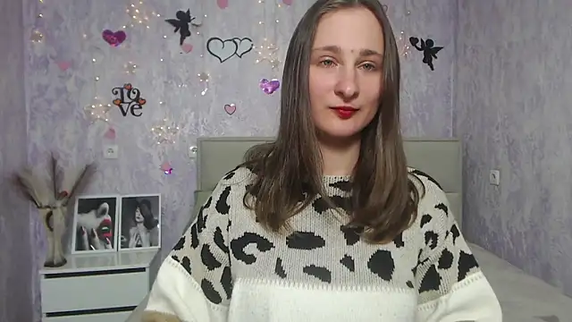 Snapshot of MichelLeee chatting on February 2025 03:17:02 PM MichelLeee online show from February 2025 03:17:02 PM