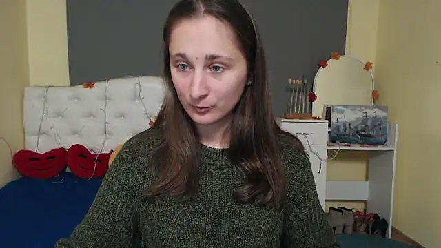 Snapshot of MichelLeee chatting on November 2025 12:27:02 PM MichelLeee online show from November 2025 12:27:02 PM