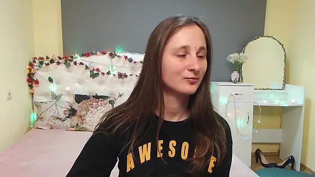 MichelLeee online show from March 2026 12:10:02 PM