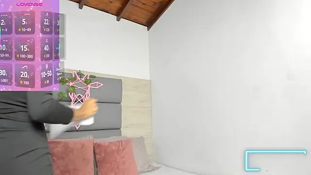 AshleyHill2 online show from November 2025 03:54:01 AM