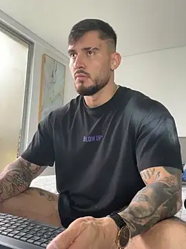 DimitriSullivan  online show from February 2026 01:07:02 PM