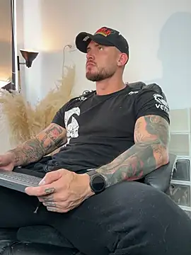 DimitriSullivan  online show from June 2026 07:42:02 PM