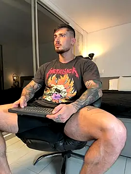 DimitriSullivan  online show from September 2025 11:38:02 PM