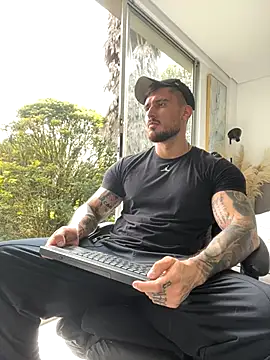 DimitriSullivan  online show from December 2025 07:47:02 PM