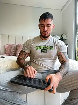 DimitriSullivan  online show from March 2026 01:11:02 PM