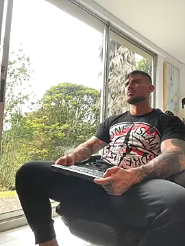 DimitriSullivan  online show from December 2025 02:43:02 PM