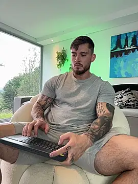 DimitriSullivan  online show from November 2025 05:46:01 PM