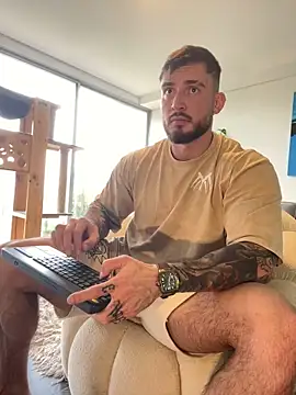 DimitriSullivan  online show from February 2026 01:22:01 PM