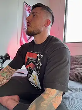 DimitriSullivan  online show from November 2025 07:36:01 PM