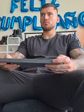 DimitriSullivan  online show from June 2026 02:00:01 PM