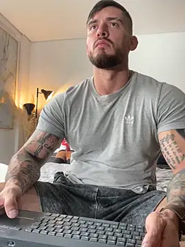 DimitriSullivan  online show from February 2026 01:22:02 PM