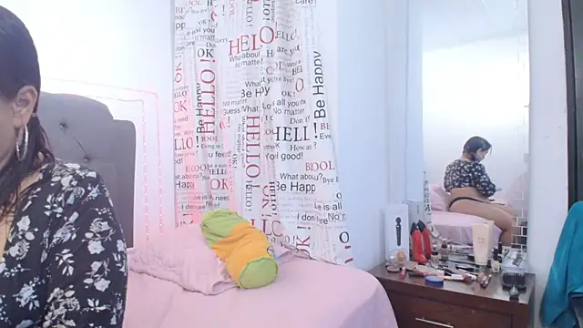 Snapshot of CamilaBrown chatting on October 2025 12:39:01 PM CamilaBrown online show from October 2025 12:39:01 PM