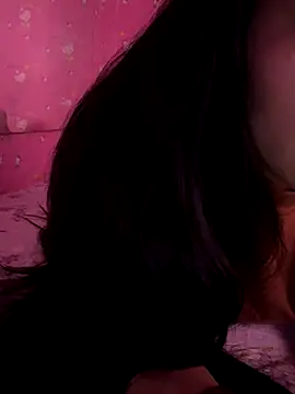 Velyn 18 online show from November 2025 06:56:01 PM