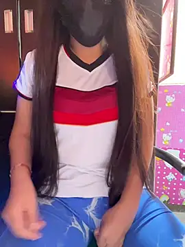 Velyn 18 online show from February 2026 04:51:02 PM