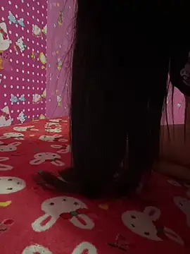 Velyn 18 online show from March 2026 04:31:02 AM