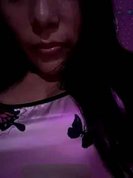 Velyn 18 online show from November 2025 05:18:02 AM