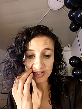 AriannaRussell  online show from March 2026 01:45:02 PM