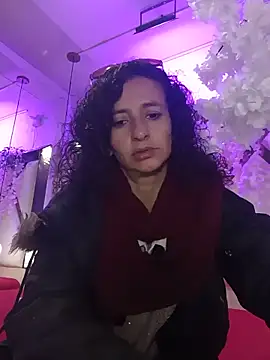 Snapshot of AriannaRussell_ chatting on June 2026 12:21:01 PM AriannaRussell online show from June 2026 12:21:01 PM