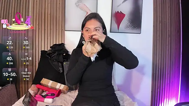 Ella Rousse online show from December 2025 12:51:01 PM