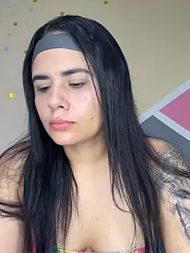 Leyna Kenet online show from May 2026 07:14:01 PM