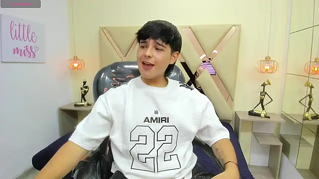 AndrewPherson online show from April 2026 01:37:02 PM