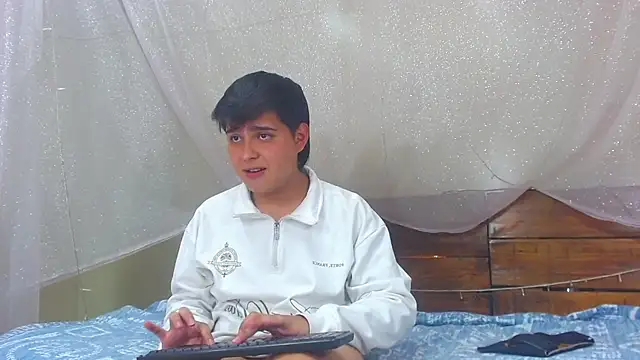 AndrewPherson online show from February 2025 06:13:02 PM